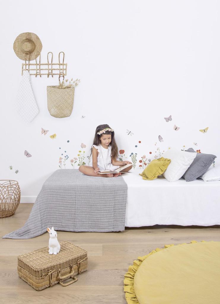 Organische kindvriendelijke muursticker met kleurrijke wilde bloemen en bladeren, multifunctioneel voor de kinderkamer,. - Muursticker | Wildflowers - Default Title - bloemen, bloemen en bladeren, kinderkamer, lilipinso, Muursticker, vliesbehang - Casa Mini