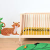Organische muursticker met kindvriendelijke tijger en groene bladeren, perfect voor kinderkamer en kinderinterieur. - Default Title - Muursticker | Yatsuni Tropical XL - bloemen en bladeren, kinderkamer, lilipinso, Muursticker, Yatsuni - Casa Mini