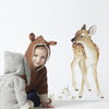 Muursticker van een organisch en kindvriendelijk hert in warmbruine en beige tinten, perfect voor veilige. - Default Title - Muursticker | Oh Deer Fawn - hert, kinderkamer, lilipinso, Muursticker, oh deer - Casa Mini