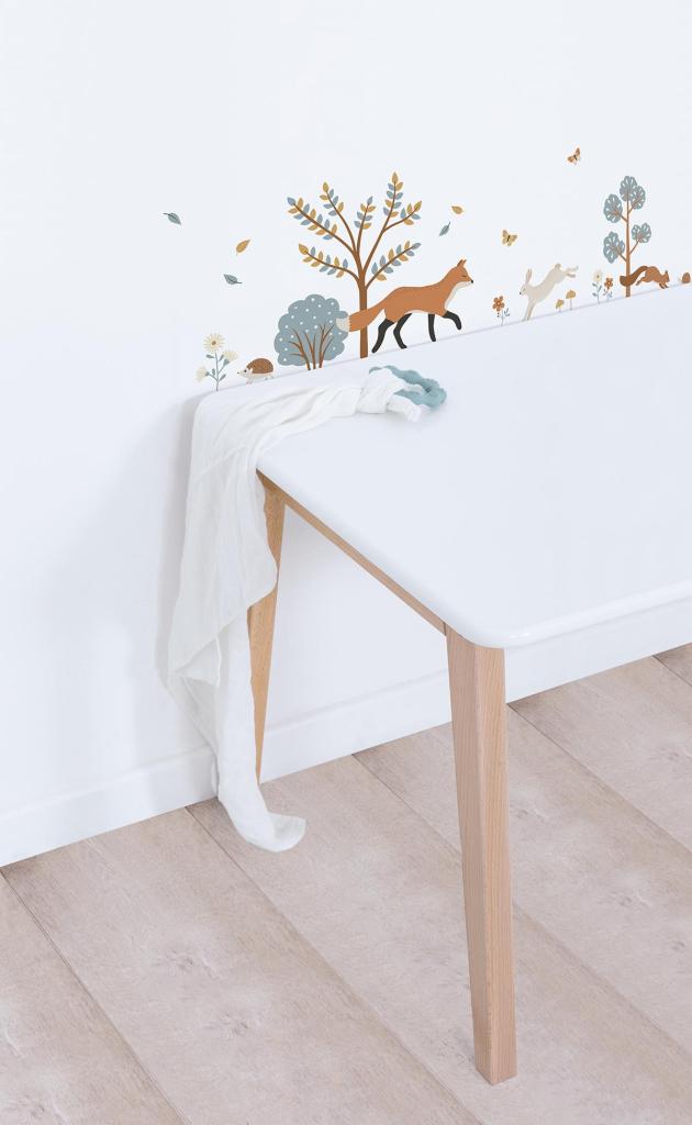Organische en kindvriendelijke muurdecoratie voor kinderkamer met vos en dieren in zachte aardetinten, multifunctioneel en. - Muursticker | Forest Fox and Animals - Default Title - bloemen, Jöro, kinderkamer, Konijnen, lilipinso, Muursticker, Orang Oetang, utan, vliesbehang, vlinders, Vos, Vossen - Casa Mini