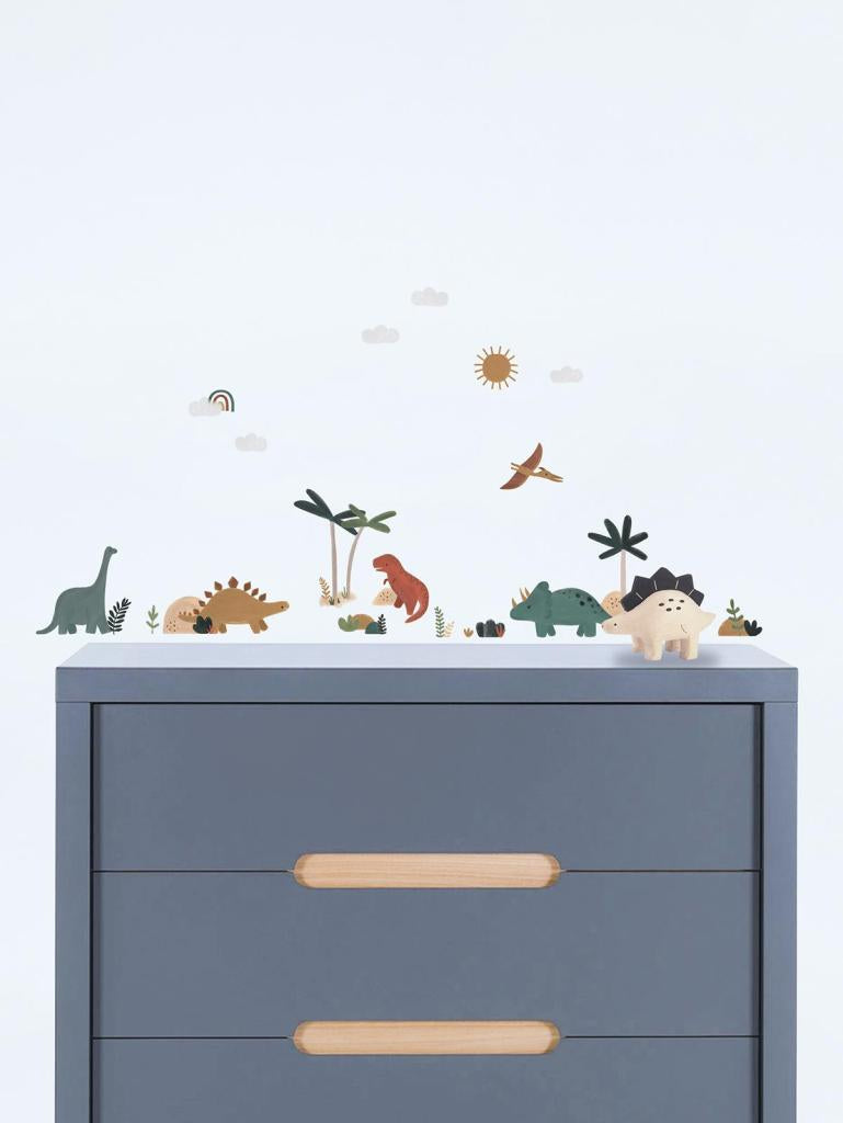 Organische, kindvriendelijke muursticker met kleurrijke dinosaurussen en insecten, ideaal voor multifunctionele. - Muursticker | Dinosaurs L/XL - Large - dinosaurus, dinosaurussen, Insecten, kinderkamer, lilipinso, Muursticker, sunny, vliesbehang - Casa Mini