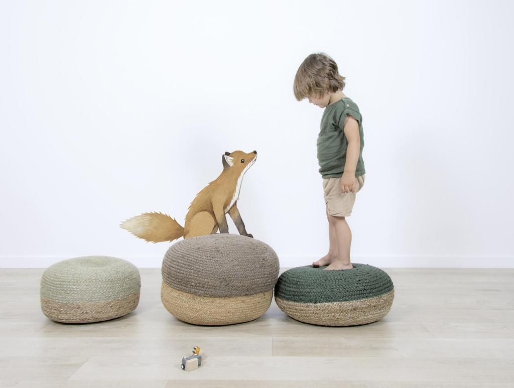 Organische en veilige muursticker van een kindvriendelijke vos in warme bruintinten, ideaal voor een kwaliteitsvolle. - Muursticker | Forest Fox - Default Title - fox, kinderkamer, lilipinso, Muursticker, Vos - Casa Mini