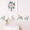Organische, kindvriendelijke muursticker met zachte roze en groene bloemen en bladeren, multifunctioneel voor de. - Muursticker | Flowers & Leaves - Default Title - bloemen, bloemen en bladeren, kinderkamer, lilipinso, Muursticker, vliesbehang, wonderland - Casa Mini
