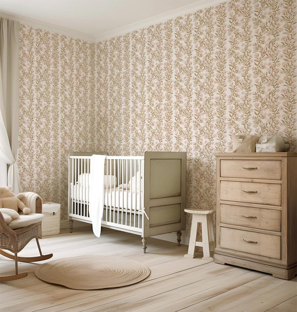 Organisch patroon met beige en witte bloemen en bladeren op kinderkamerbehang, veilige en kindvriendelijke sfeer met. - Default Title - Éléonore Garlands | Lilipinso - behang, bloemen, bloemen en bladeren, kinderkamer, kinderkamer behang, lilipinso, rozen, Éléonore - Casa Mini