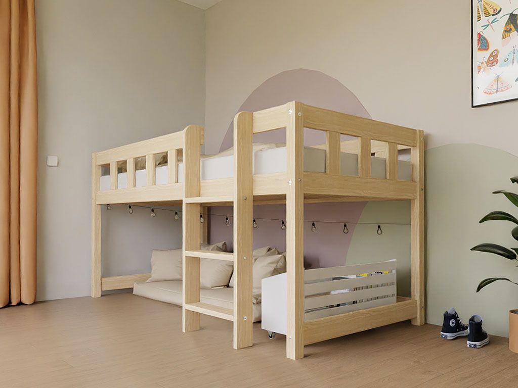 Halfhoogslaper van licht hout met rechte spijlen, ladder aan voorkant, Scandinavisch, organisch en veilig design,. - Halfhoogslaper 90 x 200 cm - Naturel (ongelakt) / Links - 90x200, halfhoogslaper, kinderbed, peuterbed, scandinavisch design - Casa Mini